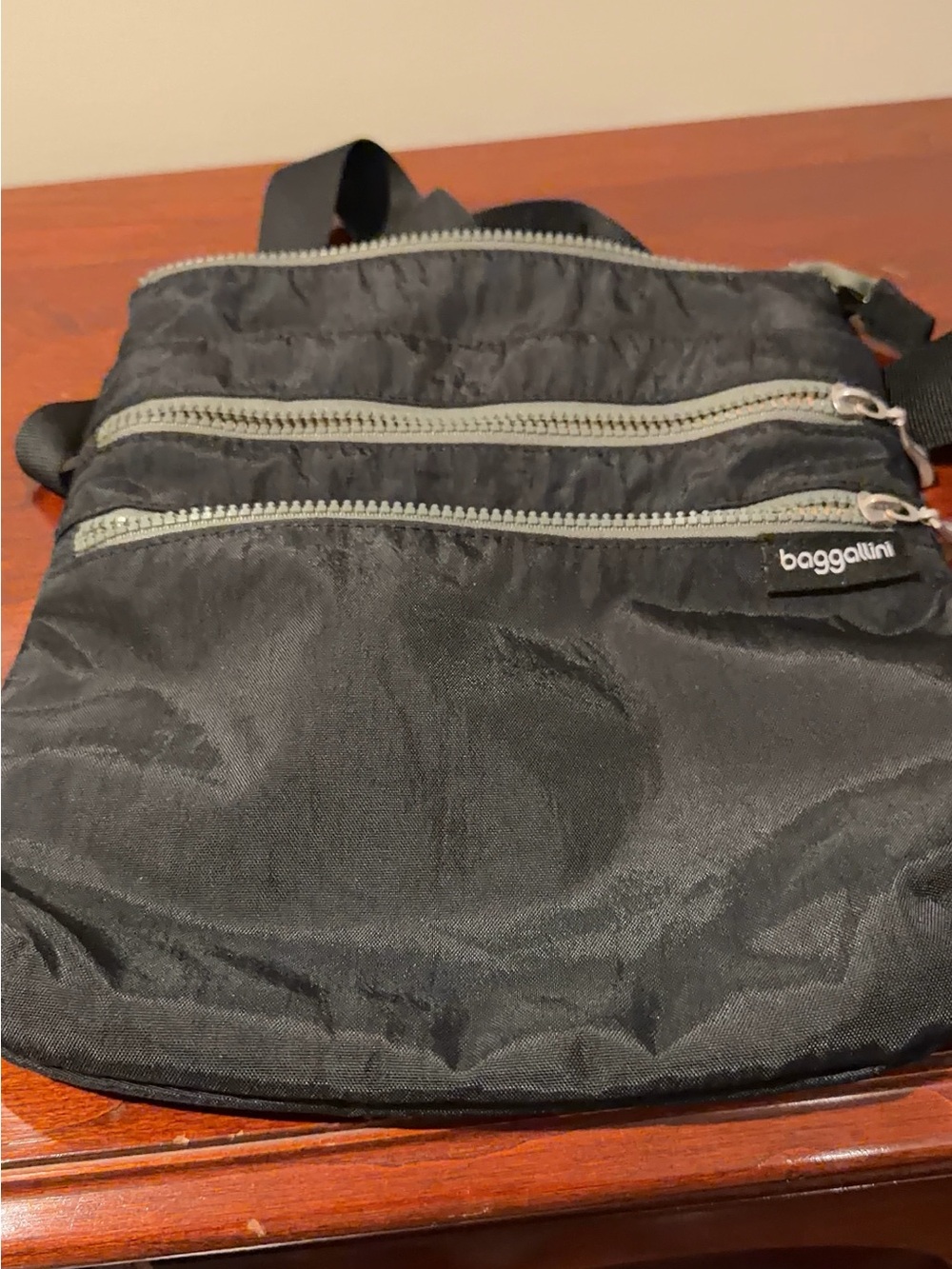 Baggallini Black Cross Body with Silver Zippers